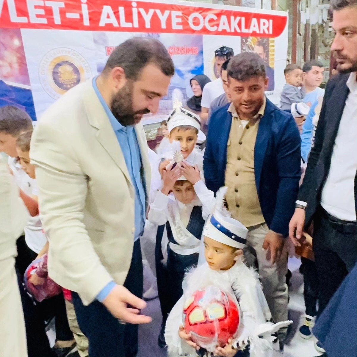 Geleneksel Sünnet Şölenine Büyük İlgi: Eskişehir'de Anlamlı Organizasyon